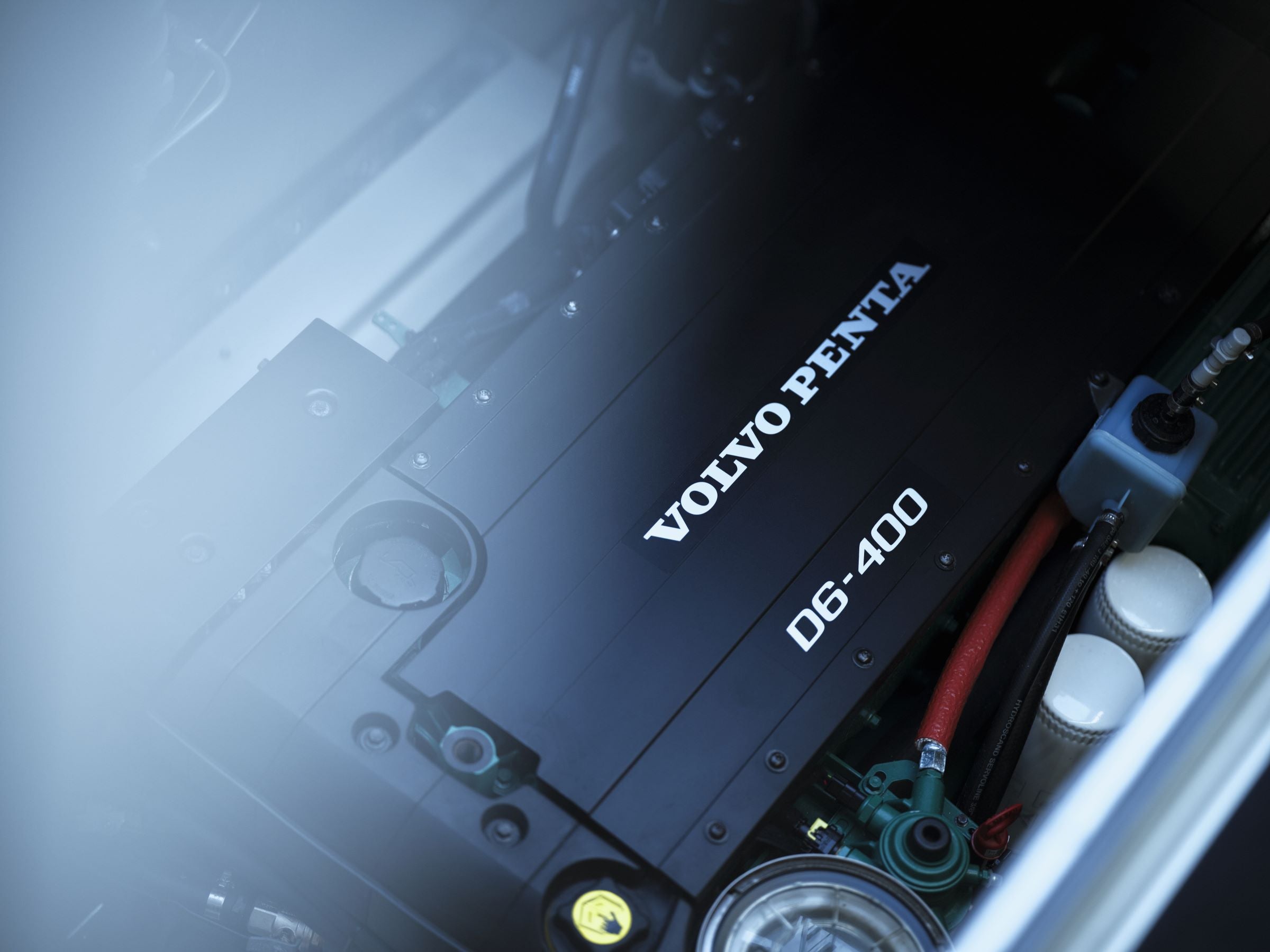 Volvo Penta D6-400 motor